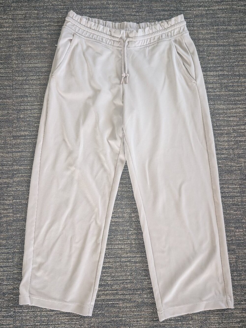 Athleta Seasoft Cropped Pant Women's Small